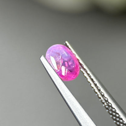 0.73ct Natural Purplish Pink Cacbochon Sapphire Viet Nam. No treatment.