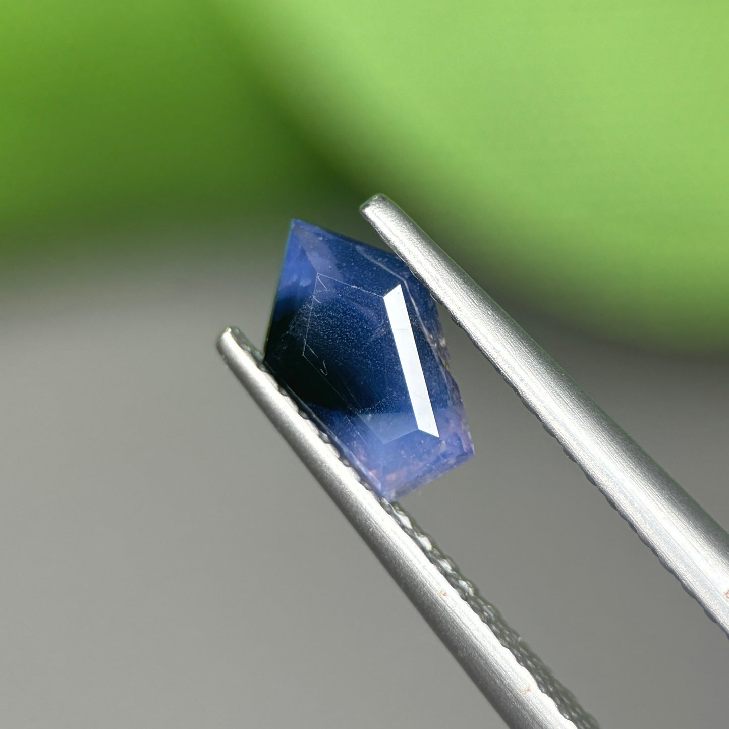 0,86 Natural Blue Milky Sapphire Vietnam. Freeform. No Treatment Milky Sapphire Luc Yen.