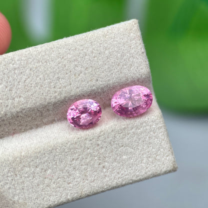 3.21 ct/ 2Pcs Natural Pink Spinel Vietnam. Oval Shape. No Treatment.
