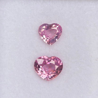 1.06ct/2Pcs Natural Pink Sapphire Vietnam.