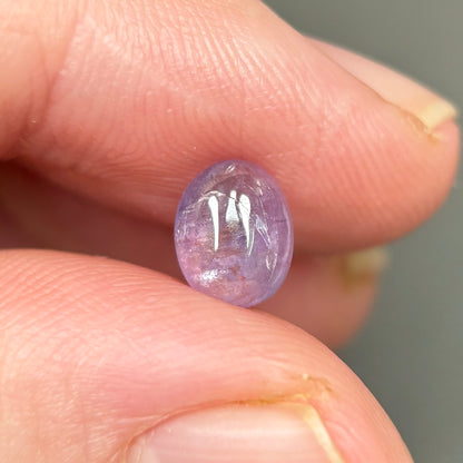 1,39ct Natural Light Purple Cacbochon Sapphire Viet Nam. No Treatment Sapphire Luc Yen.