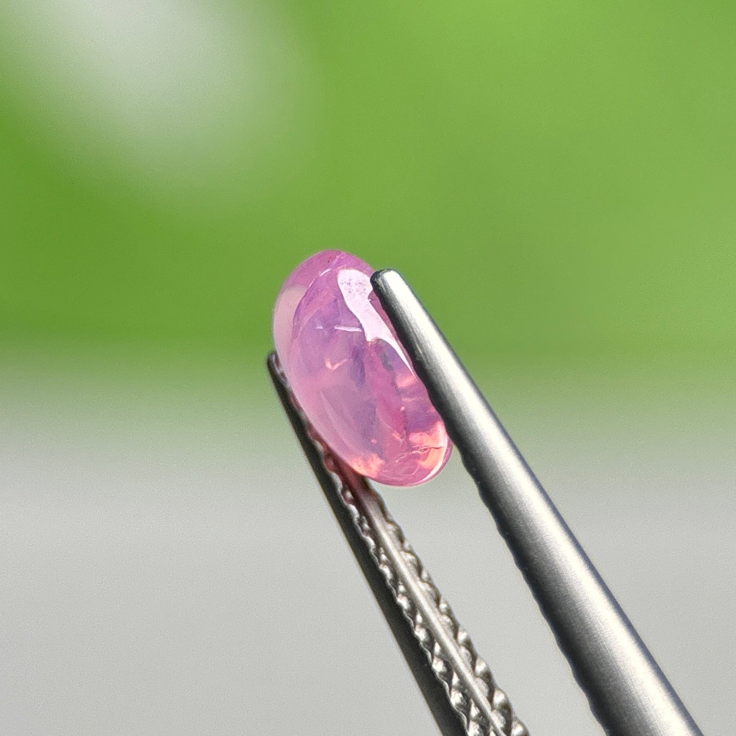0.67ct Natural Pink Cacbochon Sapphire Viet Nam. No treatment.
