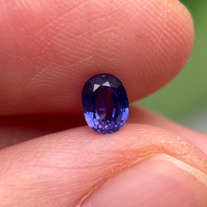 0.52 ct Natural Blue Sapphire Vietnam. Oval Shape. No Treatment.