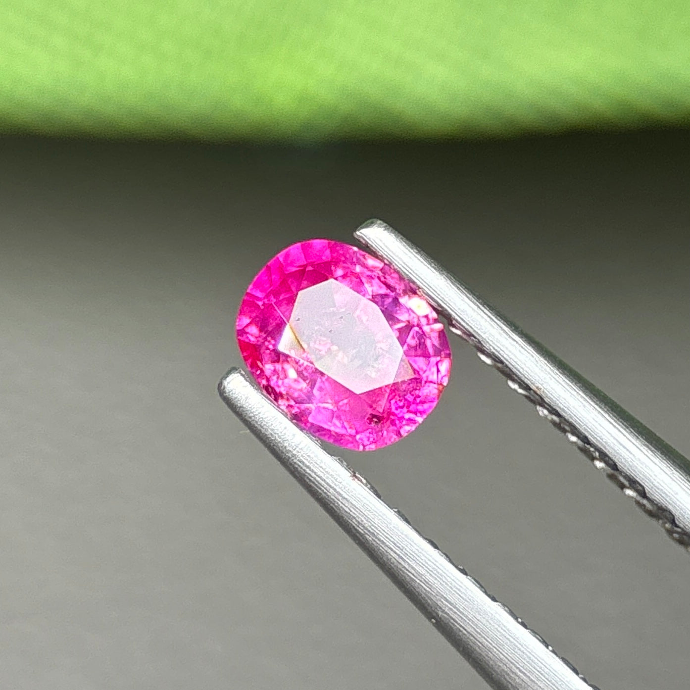 0,38ct Natural Pink Milky Sapphire Vietnam. Cushion Shape. No Treatment Milky Sapphire Luc Yen.