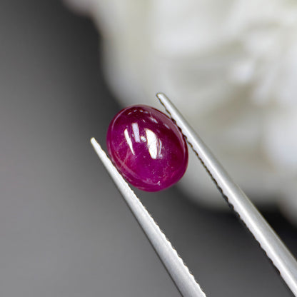 2,43ct Natural Purple Cacbochon Sapphire Viet Nam. No Treatment Sapphire Luc Yen.