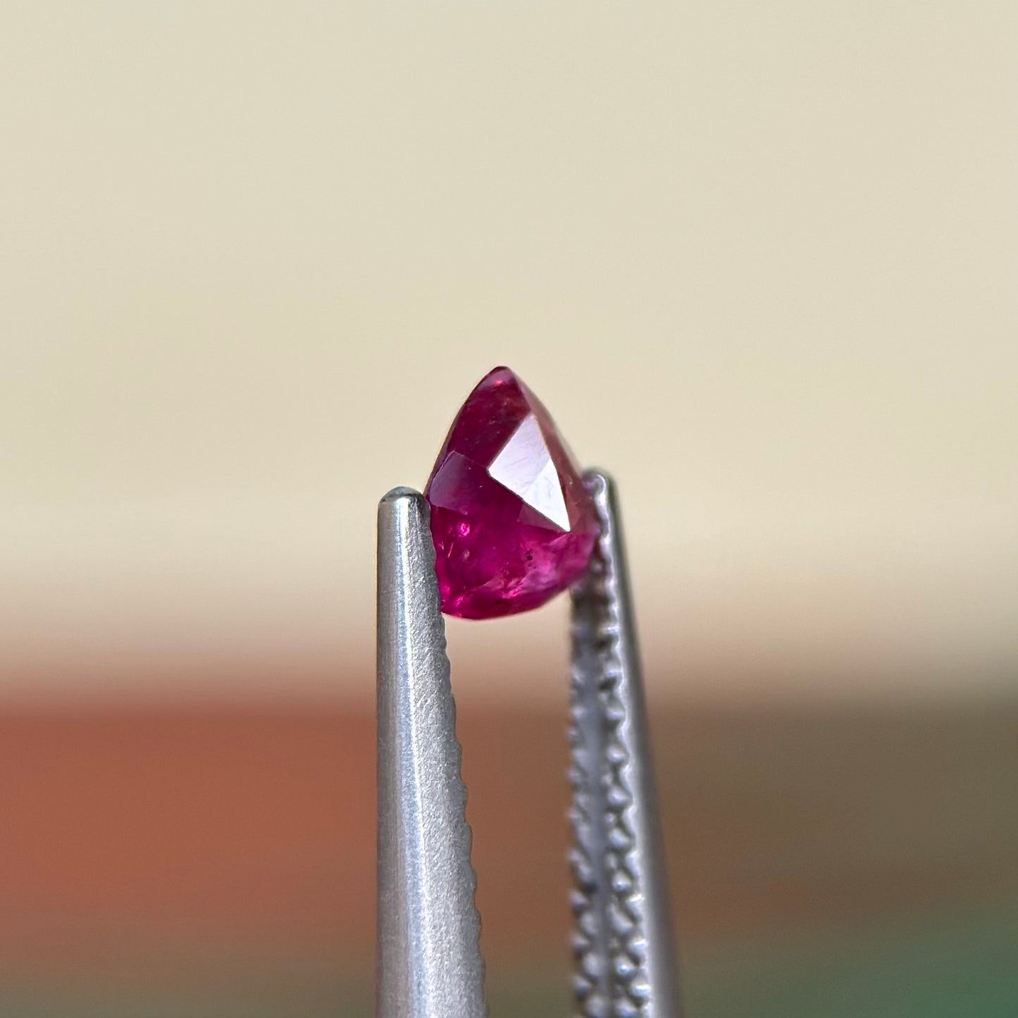 0.45 ct Natural Ruby Viet Nam. Pear Shape. No treatment.