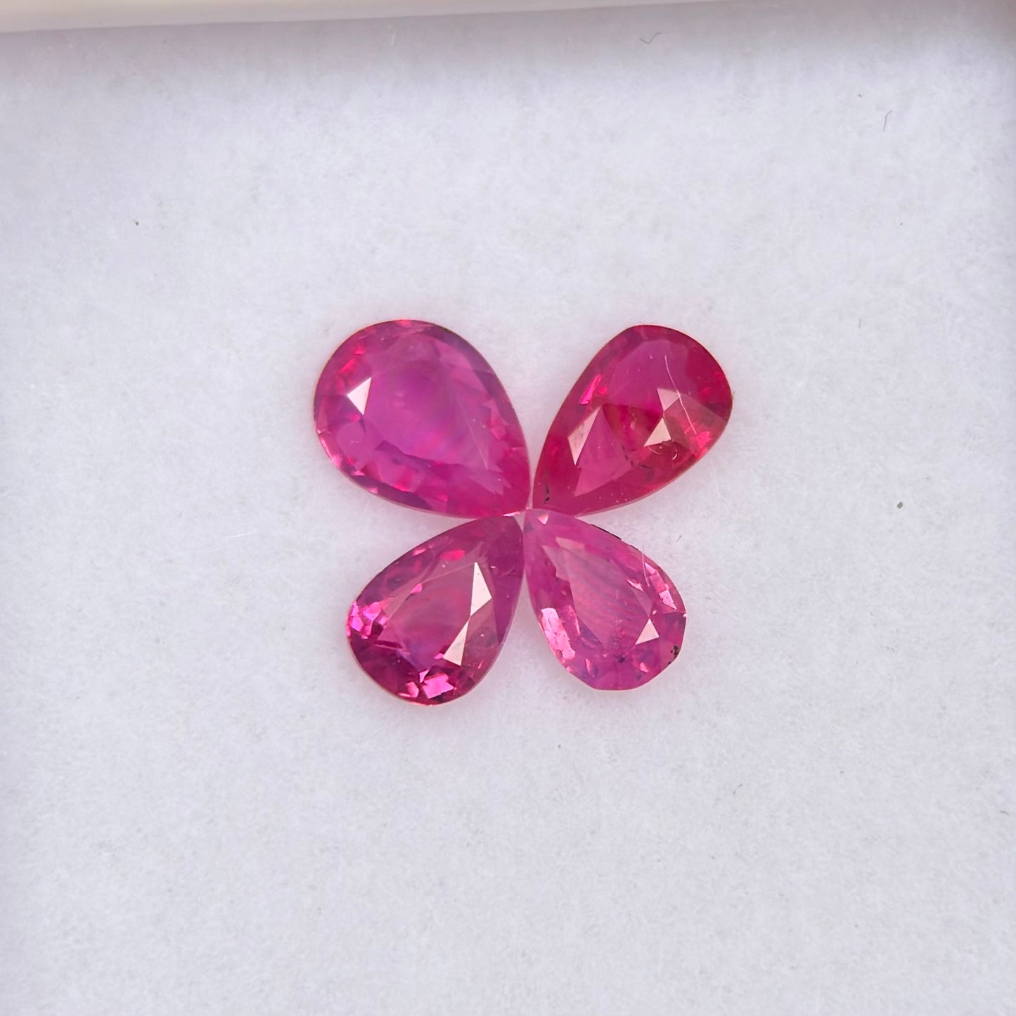 0.86ct/4Pcs Natural Pink Milky Sapphire Vietnam. Pear Shape.