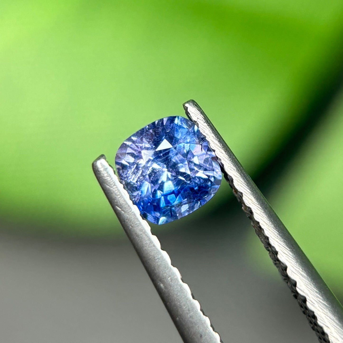 0,65 Natural Blue Sapphire Viet Nam. Cushion Shape. No Treatment Sapphire Luc Yen.