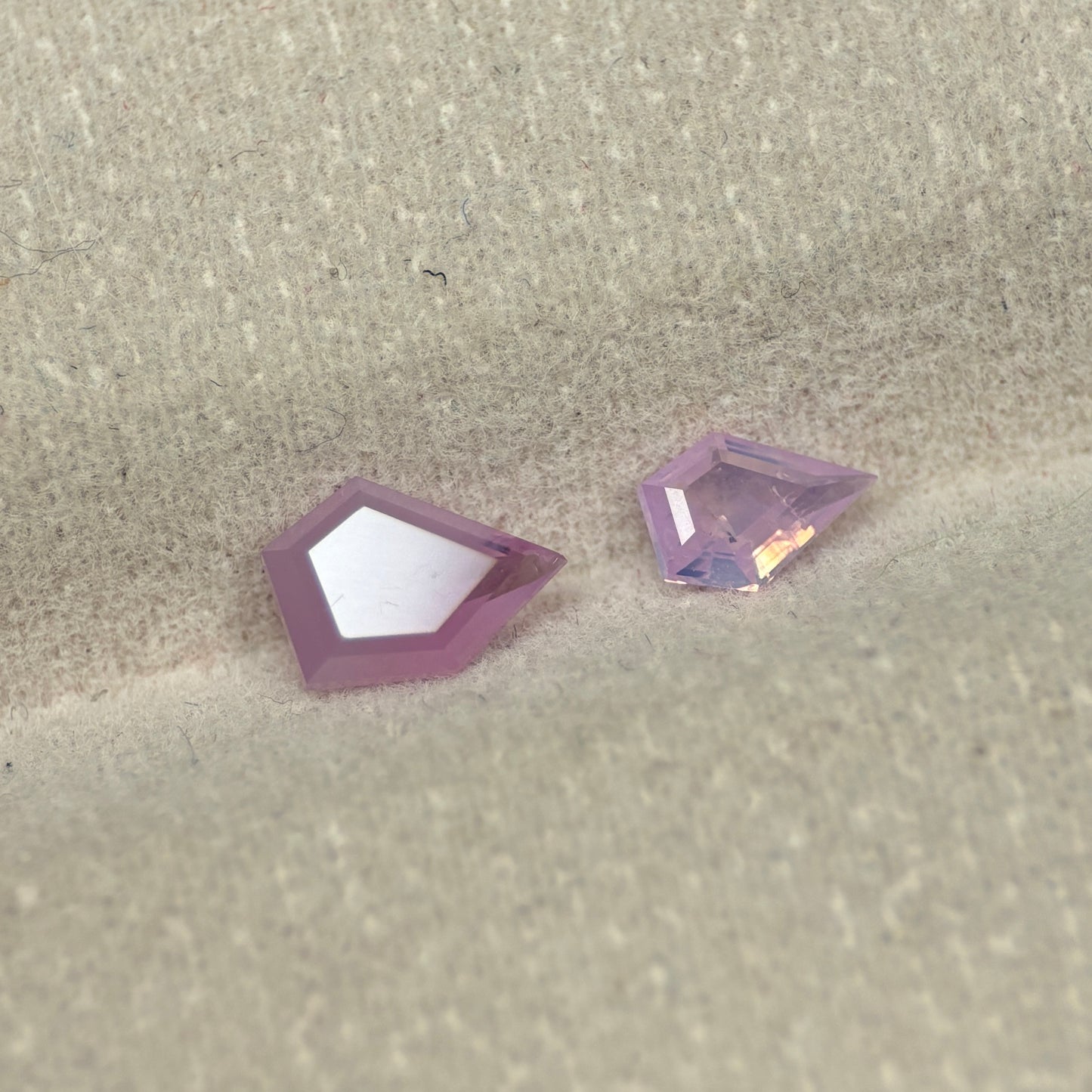 1,23ct/ 2Pcs Natural Pink Milky Sapphire Vietnam. Freeform. No Treatment Milky Sapphire Luc Yen.