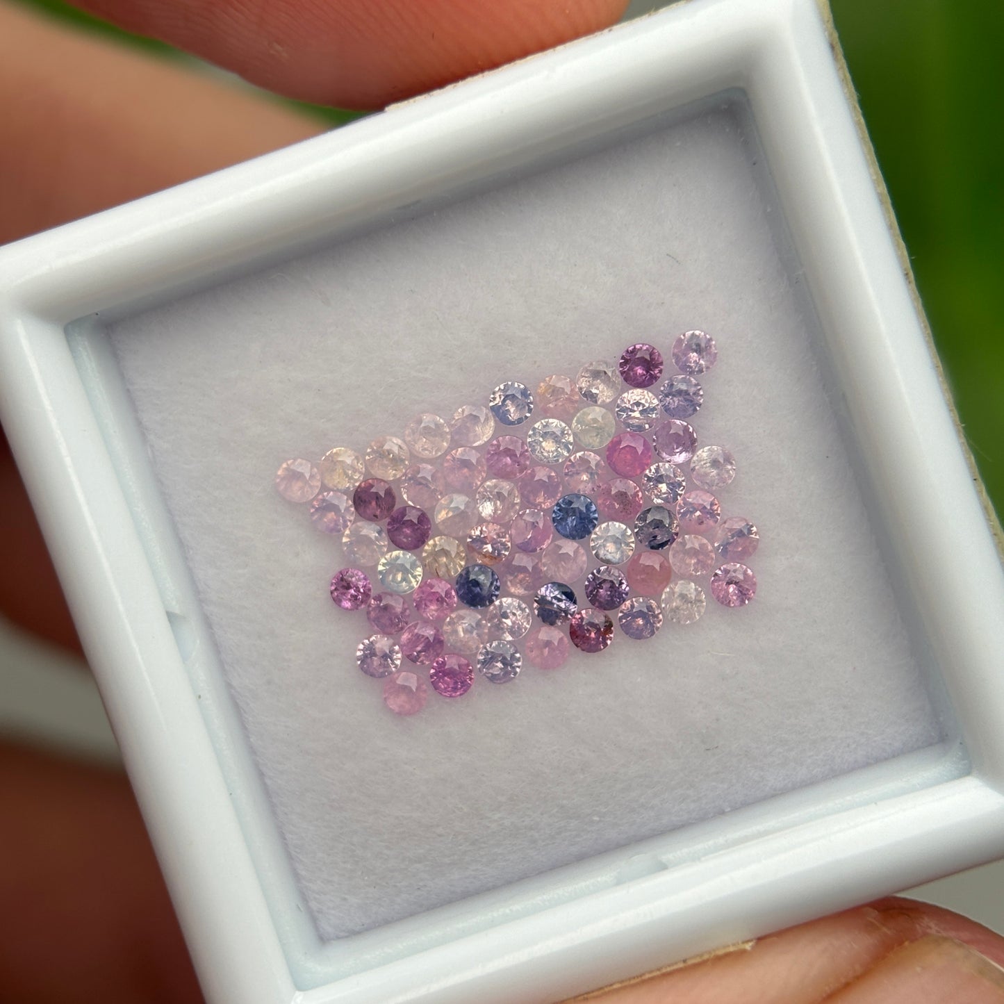 1,08ct/61Pcs Natural Sapphire Vietnam, Round Shape, C2 Quality, No Treament Sapphire Luc Yen.