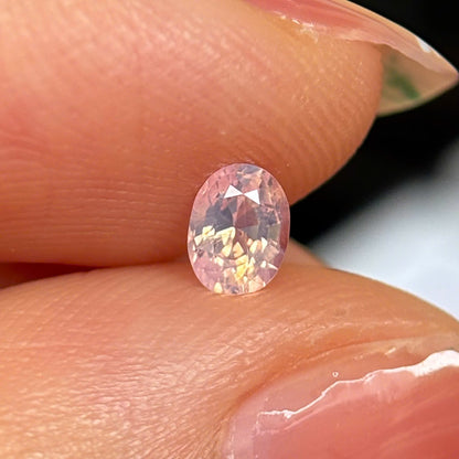 0.37ct Natural White Milky Sapphire Vietnam