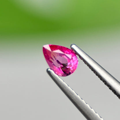 0.46 ct Natural Pink Sapphire Vietnam. Pear Shape.