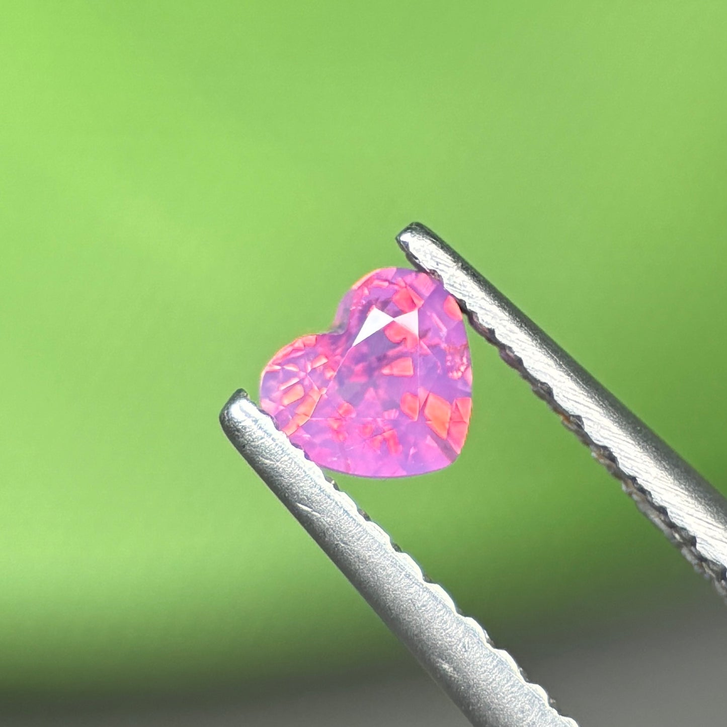 0,34 Natural Pink Milky Sapphire Vietnam. Heart Shape. No Treatment Milky Sapphire Luc Yen.
