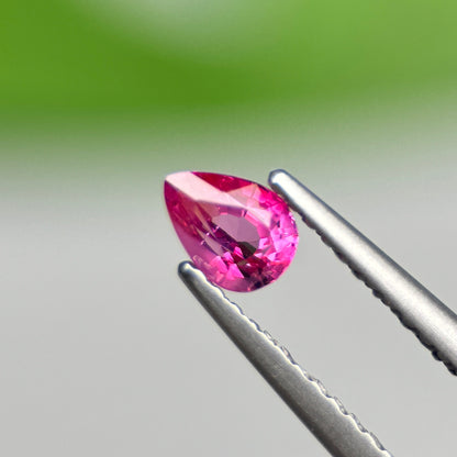 0.46 ct Natural Pink Sapphire Vietnam. Pear Shape.