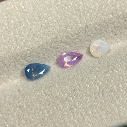 1,34ct Natural Pink-White-Blue Milky Sapphire Vietnam. Pear Shape. No Treatment Milky Sapphire Luc Yen.