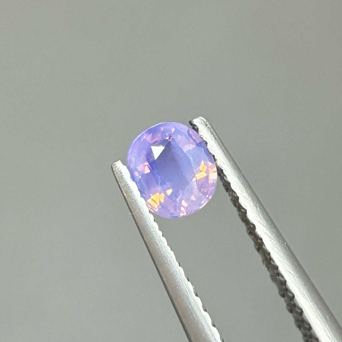 0,42ct Natural Bluish Purle Milky Sapphire Viet Nam. Cushion Shape. No Treatment Milky Sapphire Luc Yen.