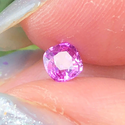 0,57ct Natural Purple Sapphire Vietnam. Cushion Shape. No Treatment Sapphire Luc Yen.