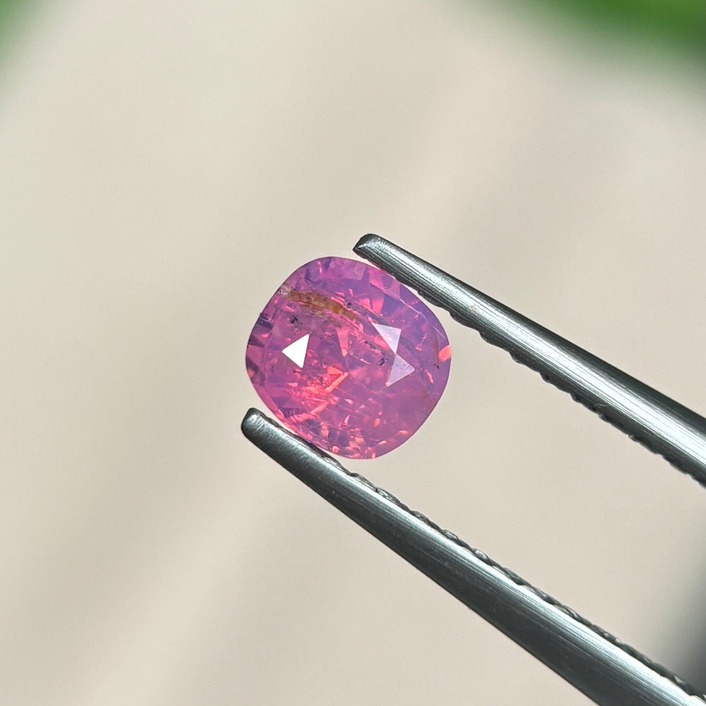 0,61ct Natural Pink Milky Sapphire Vietnam. Cushion Shape. No Treatment Milky Sapphire Luc Yen.