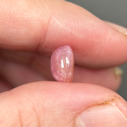 3.89ct Natural Pink Milky Cabochon Sapphire Viet Nam. No Treatment Sapphire Luc Yen.
