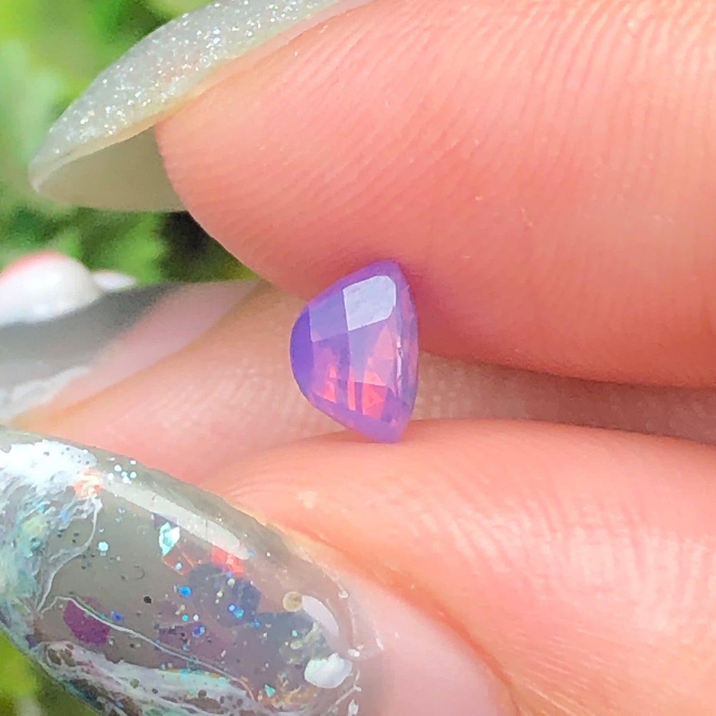 0,68ct Natural Pinkish Purple Milky Sapphire Vietnam. Cushion Shape. No Treatment Milky Sapphire Luc Yen. (Copy)