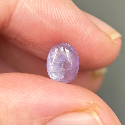 1,39ct Natural Light Purple Cacbochon Sapphire Viet Nam. No Treatment Sapphire Luc Yen.