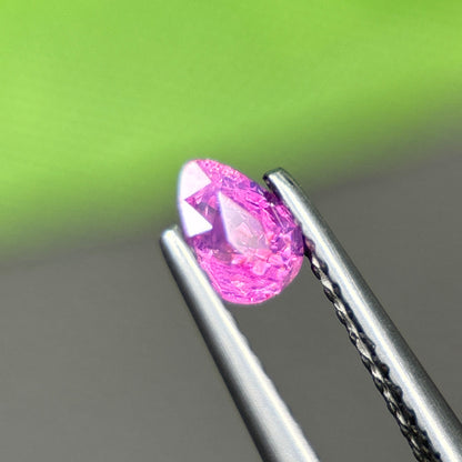 0,43ct Natural Pink Milky Sapphire Vietnam. Pear Shape. No Treatment Milky Sapphire Luc Yen.