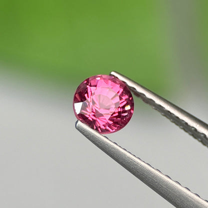 0.59 ct Natural Brownish Pink Spinel Vietnam. Round Shape. No Treatment.