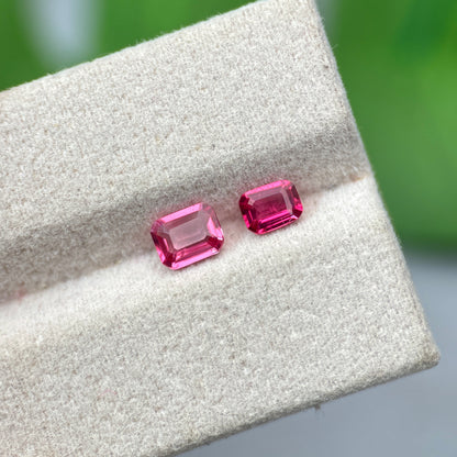 0.92 ct/ 2Pcs Natural Pink & Red Spinel Vietnam. Emerald Shape. No Treatment.