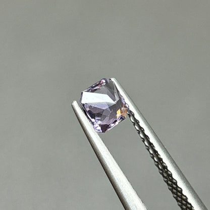 0,41ct Natural light Purple Spinel Viet Nam. Cushion Shape. No Treatment Spinel Luc Yen.