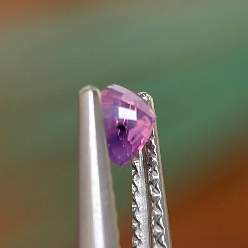 0.33 ct Natural Pink Sapphire Vietnam. Triangle Shape. No Treatment.