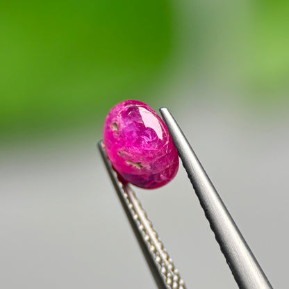 0,94ct Natural Ruby Cacbochon Viet Nam. No treatment Ruby Luc Yen.