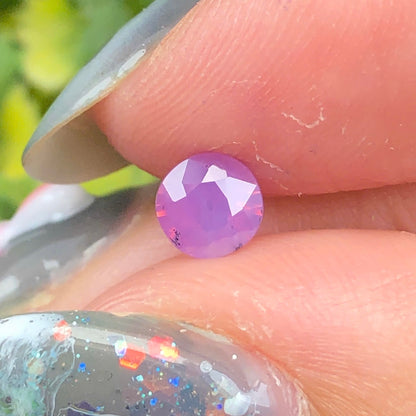 0,50ct Natural Pink Milky Sapphire Vietnam. Round Shape. No Treatment Milky Sapphire Luc Yen.
