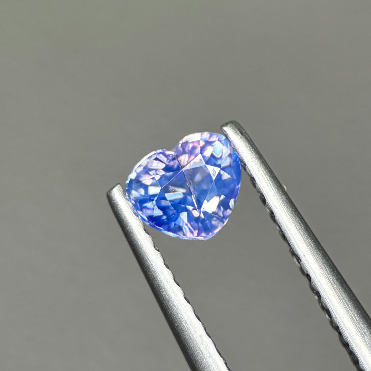 0,57ct Natural Blue Sapphire Vietnam. Heart Shape. No Treatment Sapphire Luc Yen.