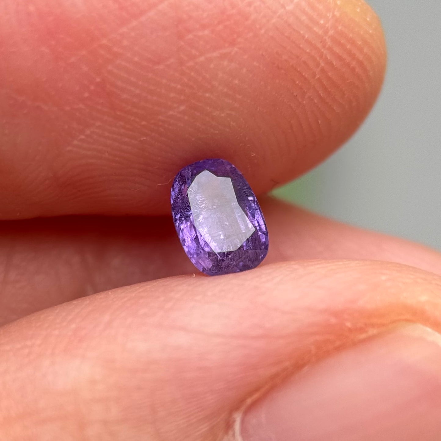 0.50 ct Natural Purple Sapphire Vietnam. Cushion Shape. No Treatment.