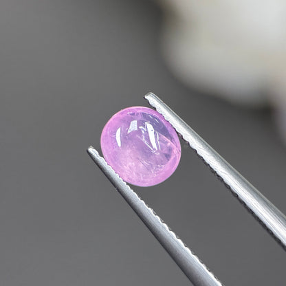 1,42ct Natural Pink Cacbochon Sapphire Viet Nam. No Treatment Sapphire Luc Yen.