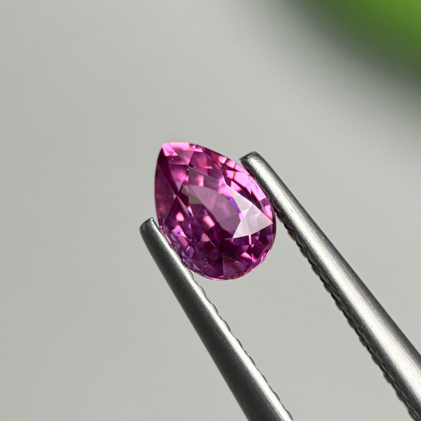 0.78 ct Natural Pinkish Purple Sapphire Vietnam. Pear Shape.