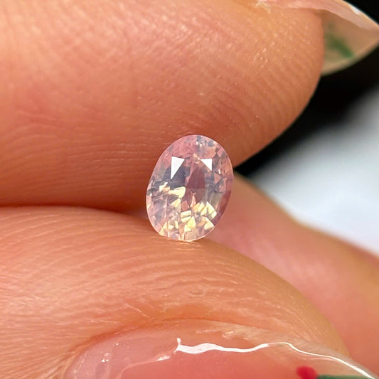 0.37ct Natural White Milky Sapphire Vietnam