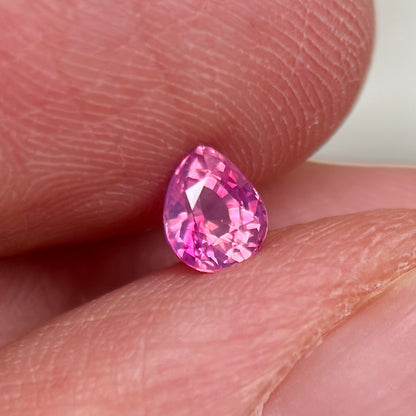 0.44 ct Natural Pink Sapphire Vietnam. Pear Shape. No treatment
