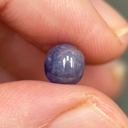 2,2ct Natural Blue Cacbochon Sapphire Viet Nam. No Treatment Sapphire Luc Yen.