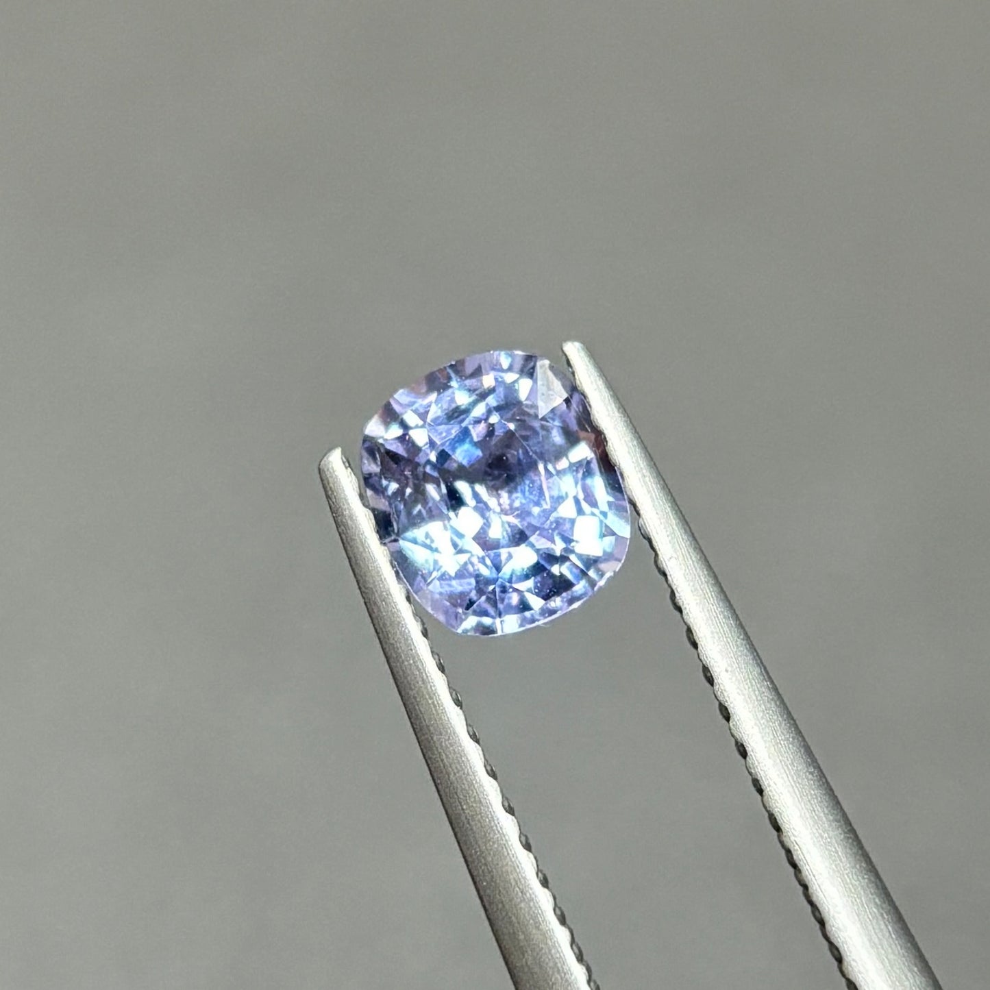 0,86ct Natural Blue Spinel Viet Nam. Cushion Shape. No Treatment Spinel Luc Yen.