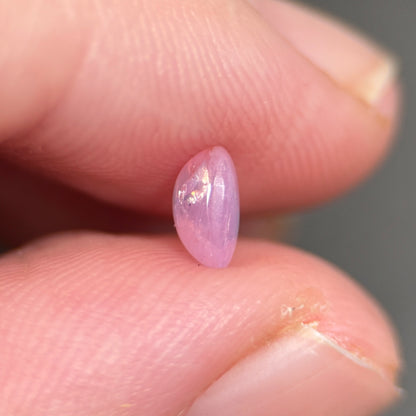 0,97ct Natural Pink Cacbochon Sapphire Viet Nam. No Treatment Sapphire Luc Yen.