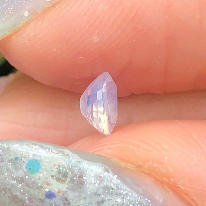 0,48ct Natural White Sapphire Vietnam. Cushion Shape. No Treatment Sapphire Luc Yen.