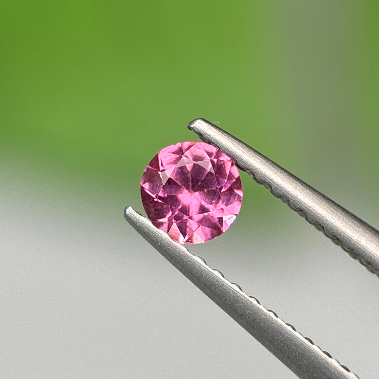 0.25 ct Natural Brownish Pink Spinel Vietnam. Round Shape. No Treatment.