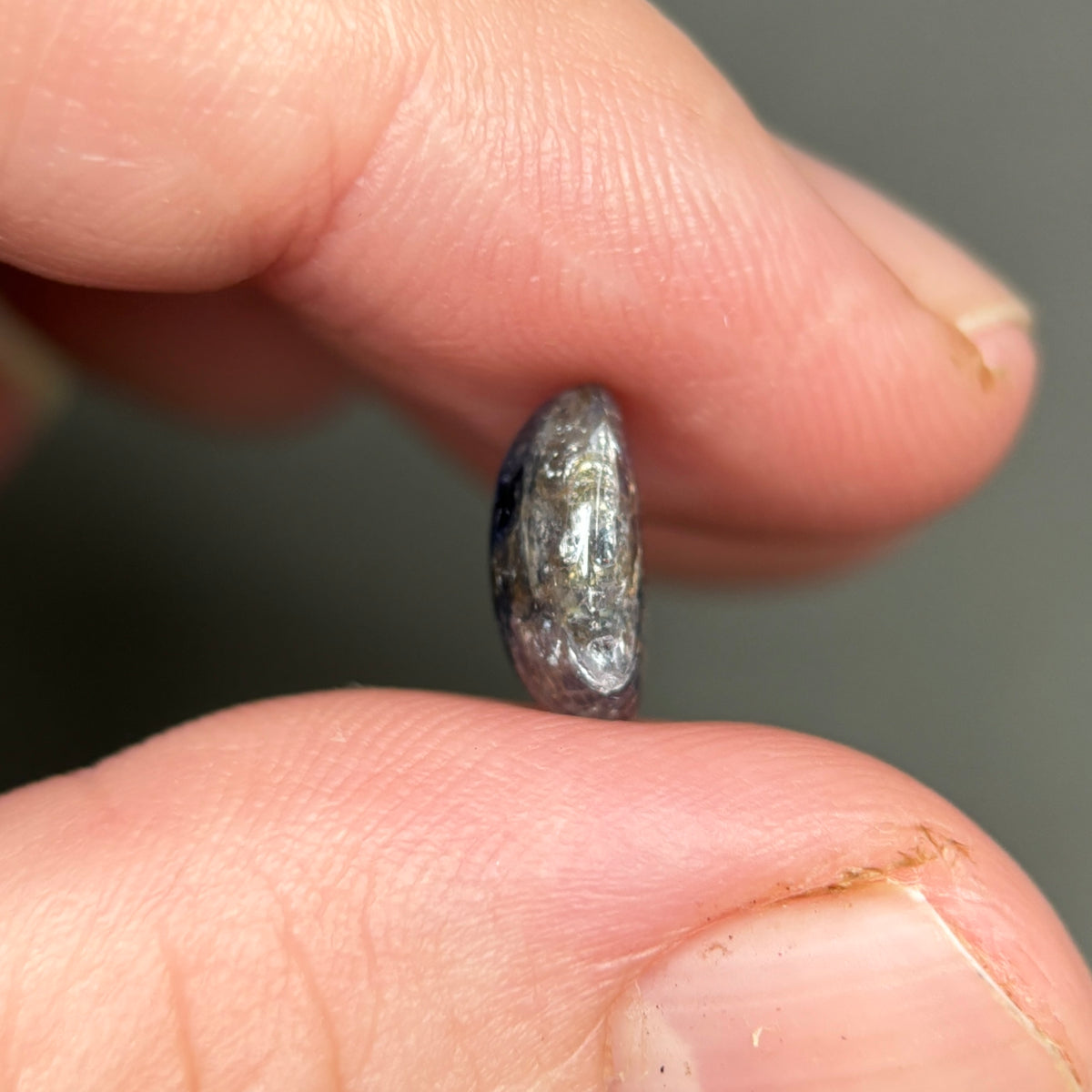 3,2ct Natural Blue Milky Cabochon Sapphire Viet Nam. No Treatment Sapphire Luc Yen.