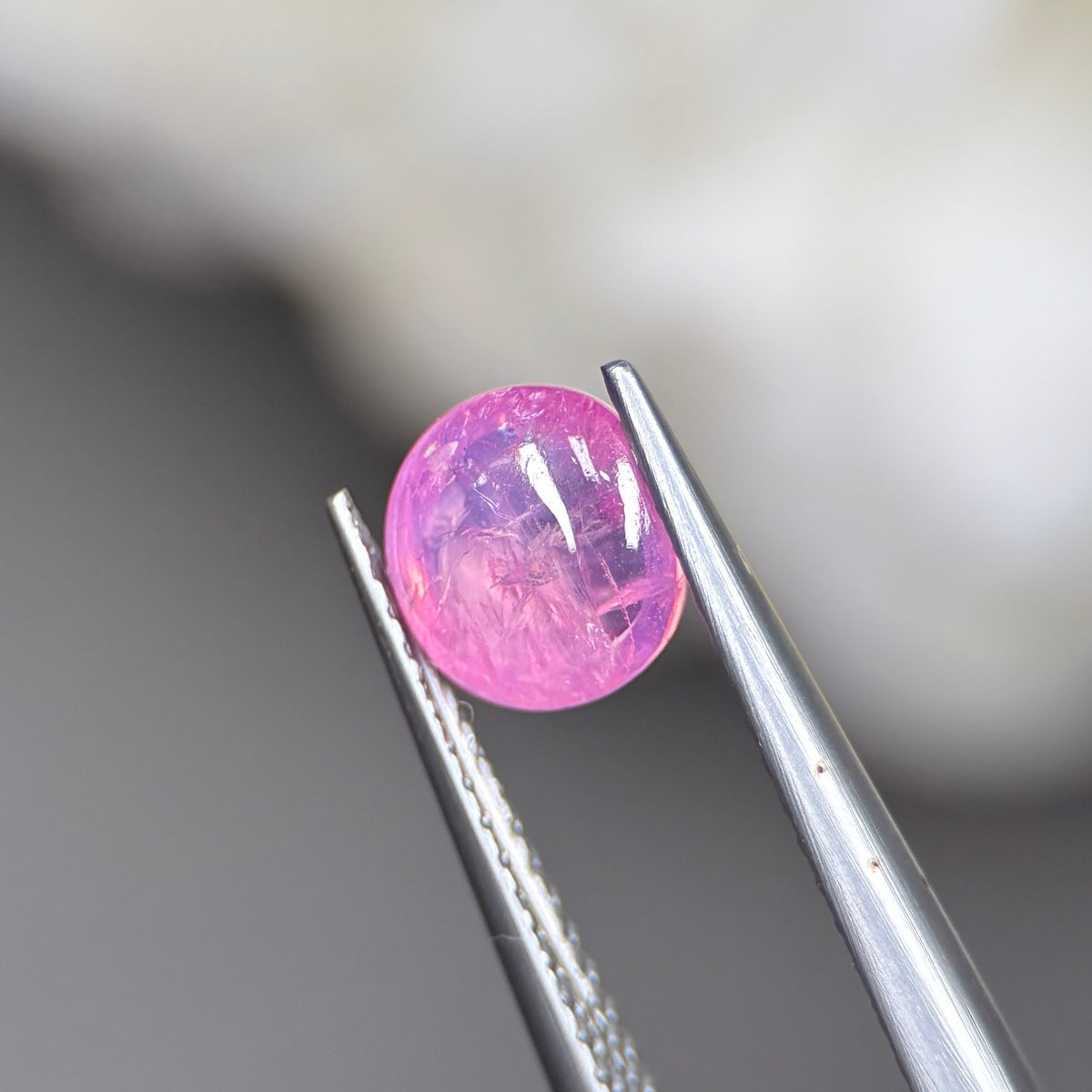 1,79ct Natural Pink Cacbochon Sapphire Viet Nam. No Treatment Sapphire Luc Yen.