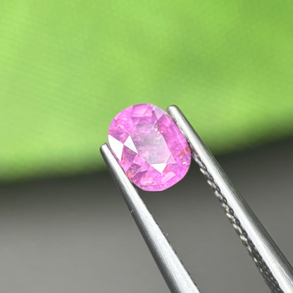 0,79ct Natural Pink Milky Sapphire Vietnam. Cushion Shape. No Treatment Milky Sapphire Luc Yen.