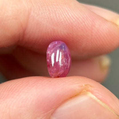 1,84ct Natural Pink Milky Cacbochon Sapphire Viet Nam. No Treatment Sapphire Luc Yen.