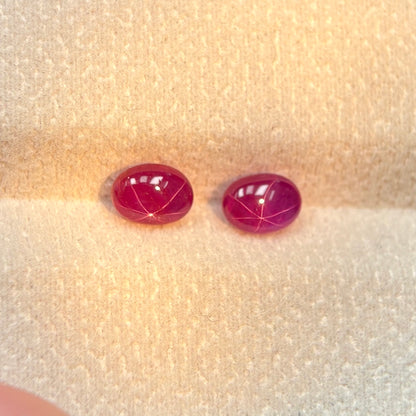 2,22ct/ 2Pcs Natural Star Ruby Viet Nam. No treatment Ruby Cacbochon Luc Yen.