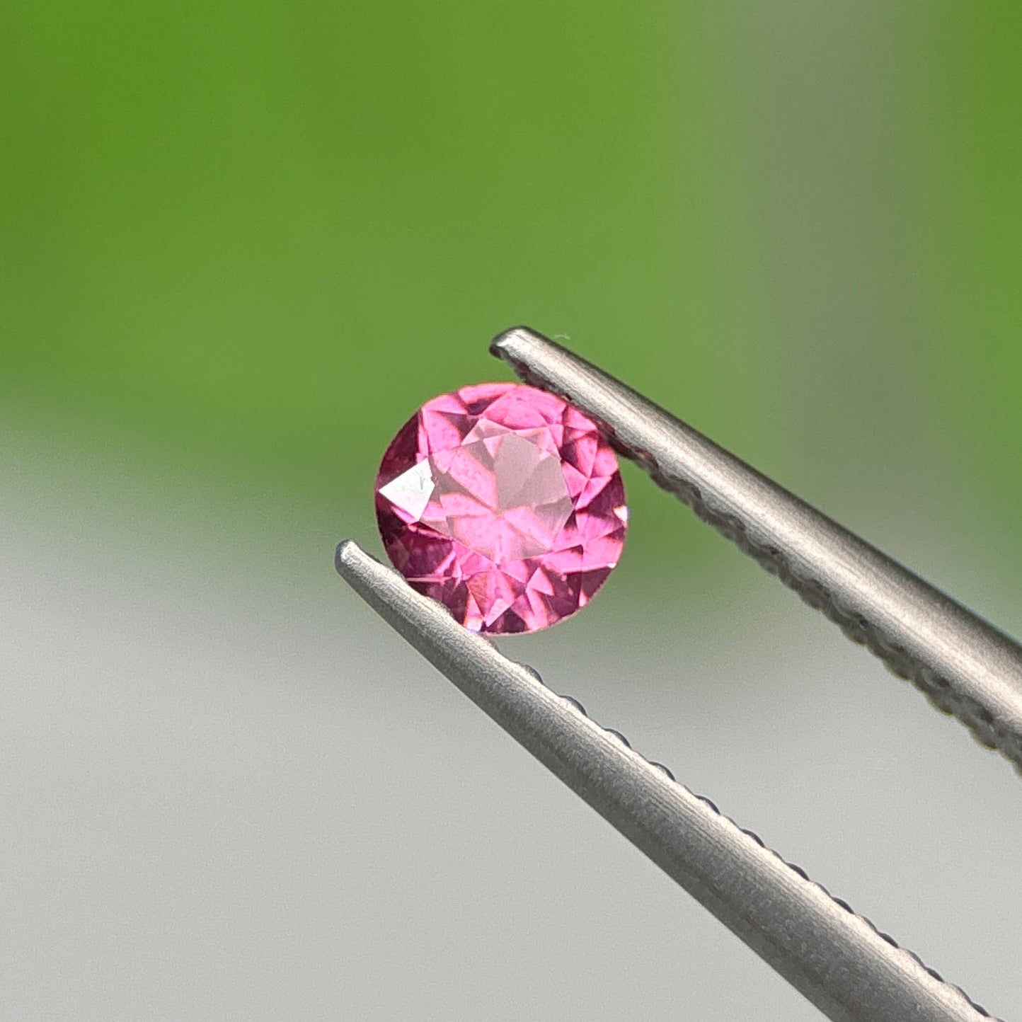 0.25 ct Natural Brownish Pink Spinel Vietnam. Round Shape. No Treatment.