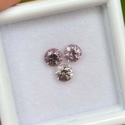 0,82 ct/ 3Pcs Natural Pink Spinel Vietnam. Round Shape.